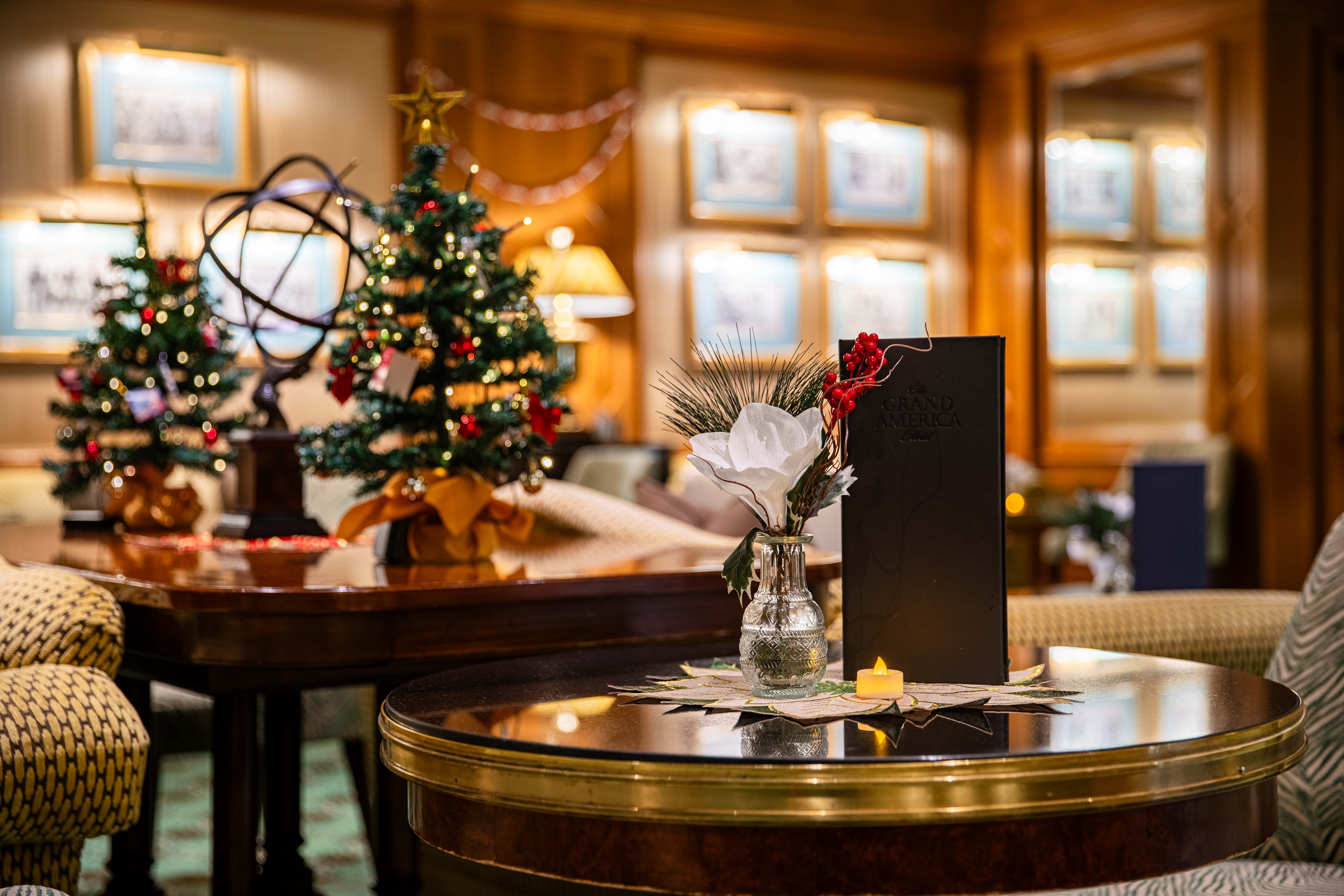 Gibson Lounge decorated with holiday decorations