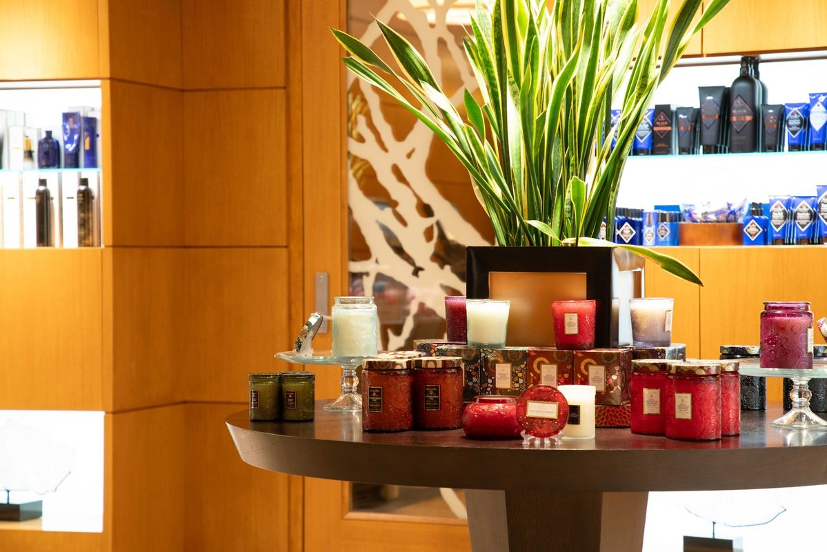 Retail space in the spa lobby