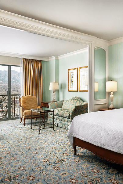 Premier Room bed with sitting area